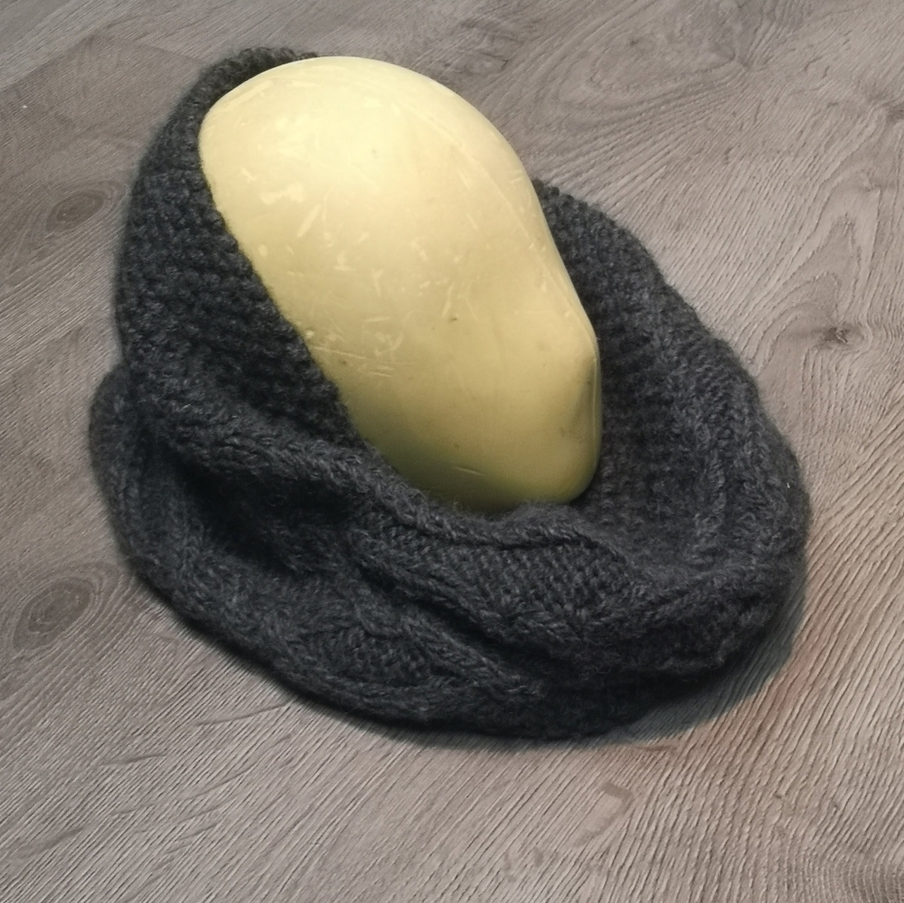 Y2K Vintage Cozy Cable Knit Infinity Scarf in Chunky Wool by Yigal Azrouel